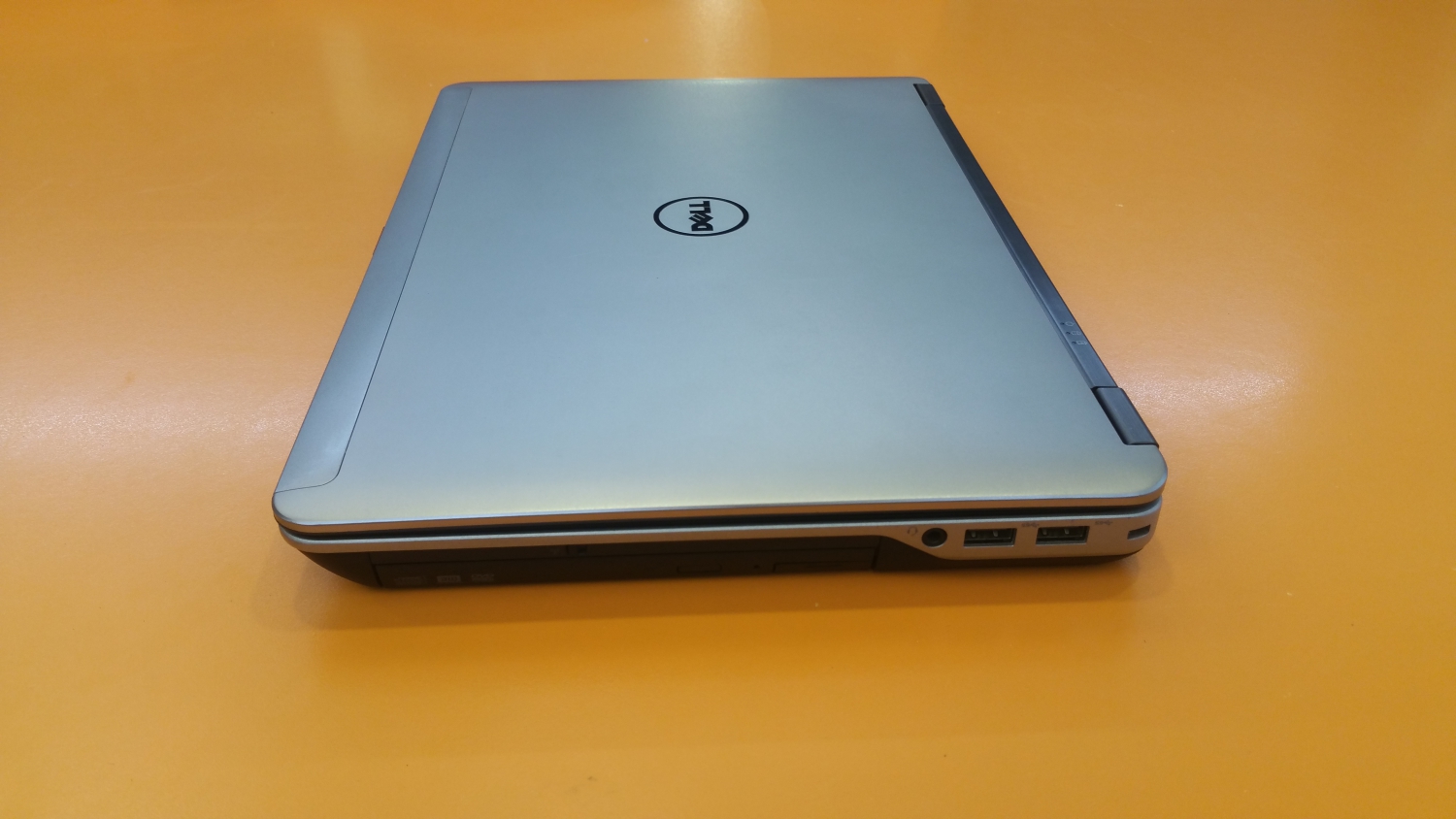 Laptop Dell Latitude E6440 (Core i5 4200M, RAM 4GB, HDD 320GB, Intel HD Graphics 4600, 14 inch) 4